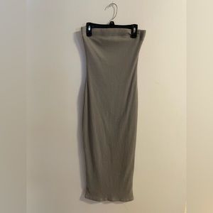 Light gray bodycon ankle length strapless dress